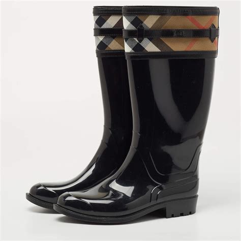 burberry crosshill check rain boots.